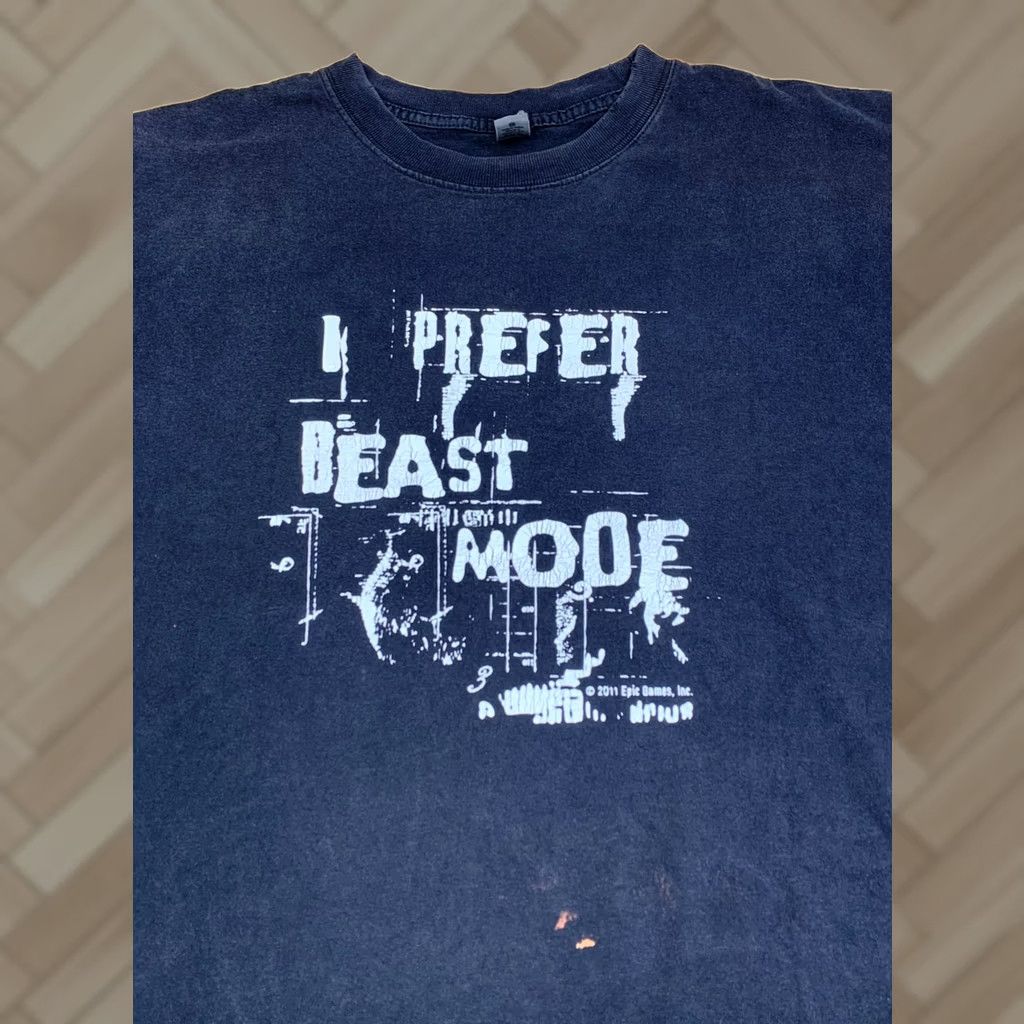 Vintage VINTAGE Gears of War 3 Promo Shirt Men L Black Faded Beast Mode Xbox 13232 Shirt Mens Black XLized? Size US L / EU 52-54 / 3 - 1 Thumbnail