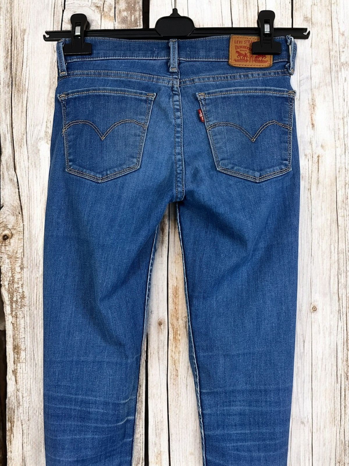 Levi's Levi’s 710 Super Skinny women’s jeans size W26 L32 Size 26" / US 2 / IT 38 - 4 Thumbnail