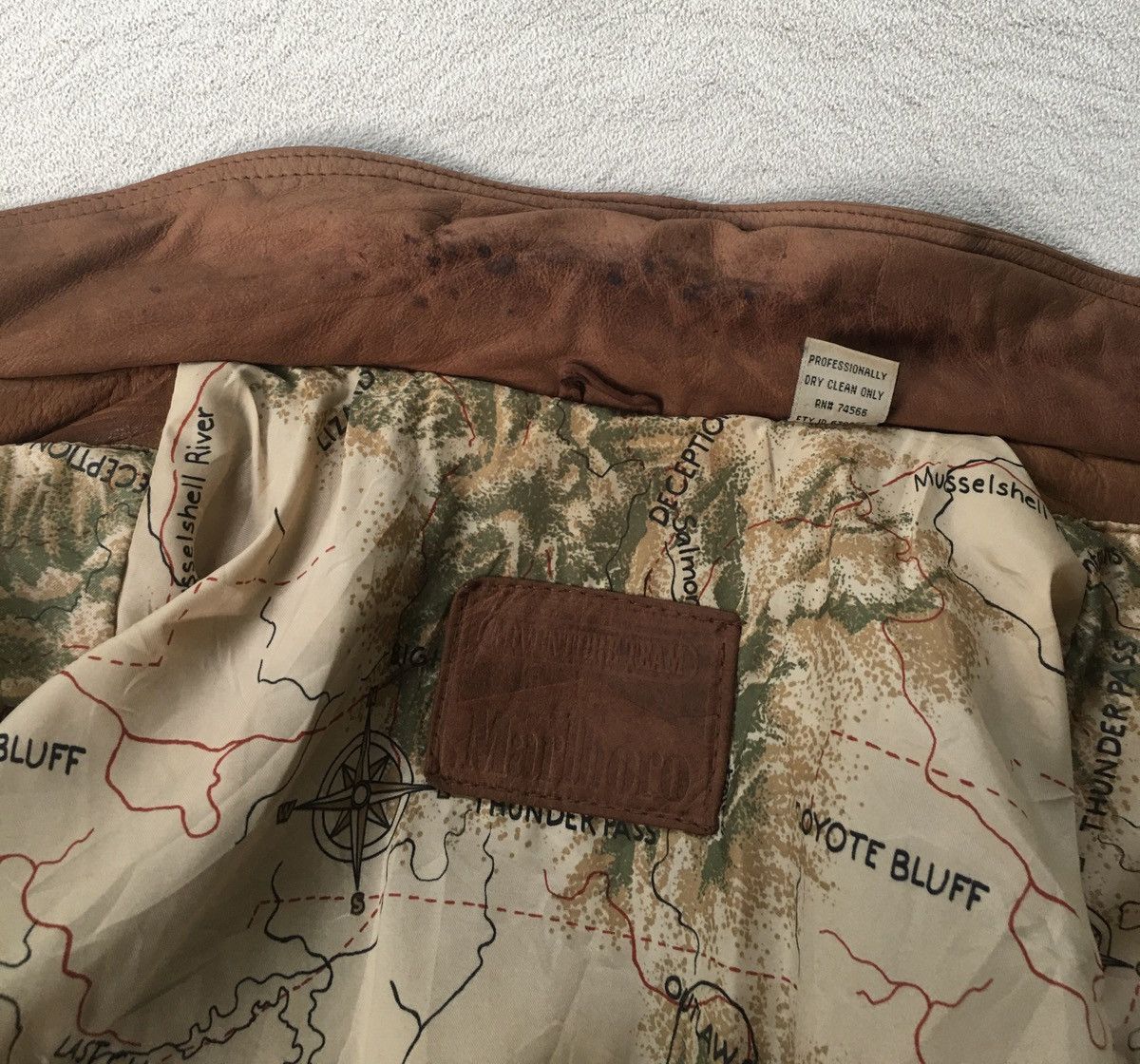 Marlboro × Vintage Vintage Marlboro Adventure Team Leather Jacket Size US S / EU 44-46 / 1 - 8 Thumbnail