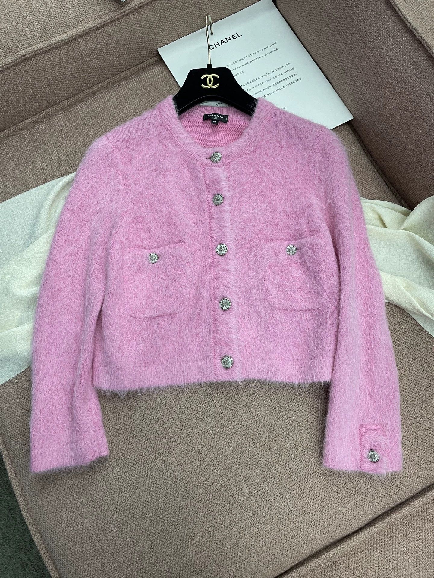 Chanel Chanel Pink Snowflake Button Cashmere Cardigan - dmc Size US S / EU 44-46 / 1 - 1 Thumbnail