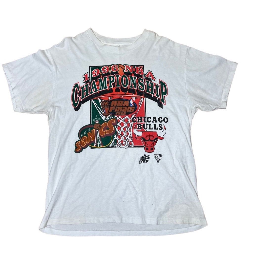 Vintage Vintage 90s Bulls Era T Shirt Bundle Lot 4 Men’s XL Size US XL / EU 56 / 4 - 15 Thumbnail