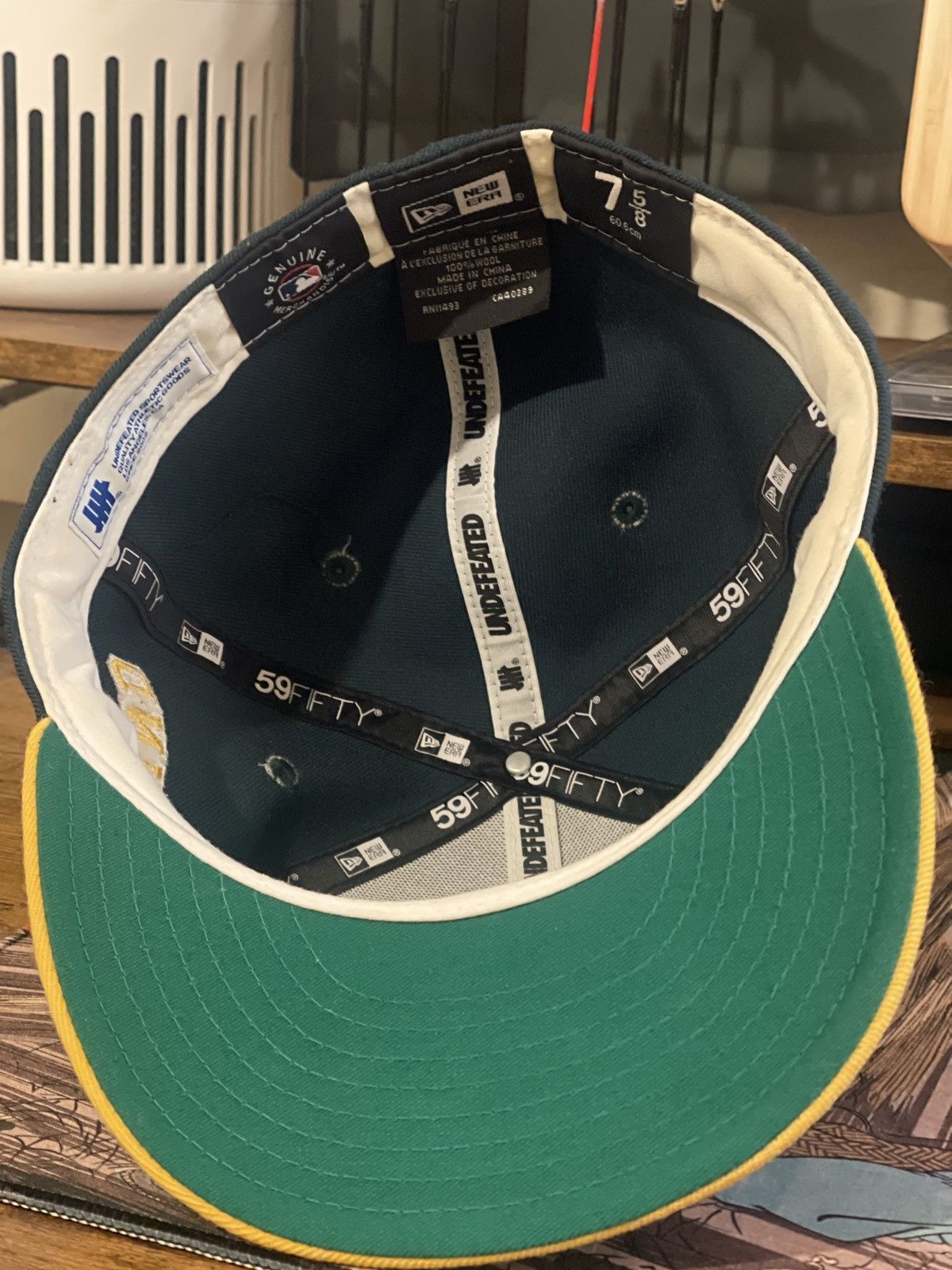 New Era × Undefeated New Era x Undefeated Oakland A’s Size ONE SIZE - 3 Thumbnail