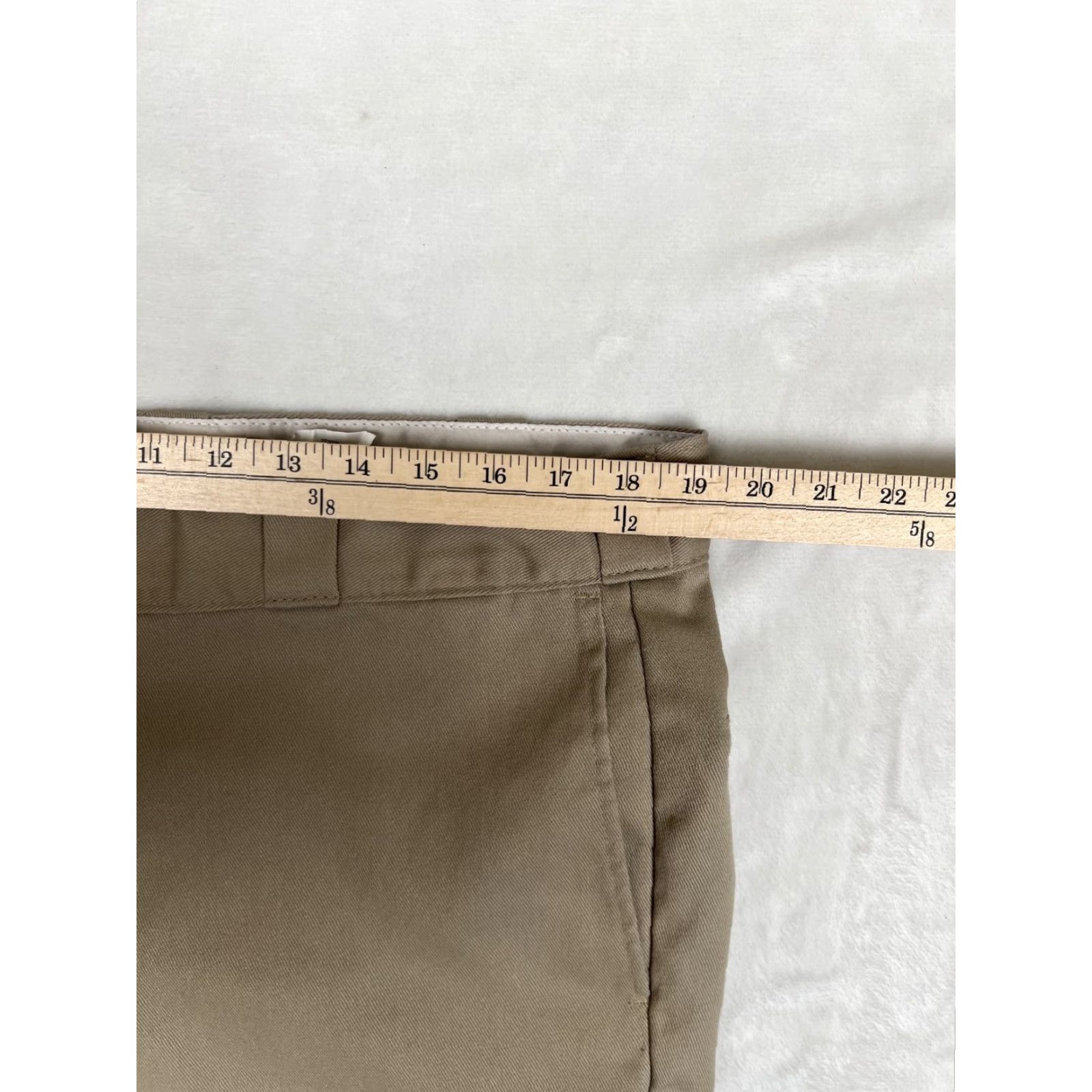 Dickies Dickies Men's Trousers 38x32 Khaki Pants Straight Chino Polyester Cotton READ Dickies 874 Regular Beige Pants 90s USA Golf Classic Mens Size US 38 / EU 54 - 4 Thumbnail