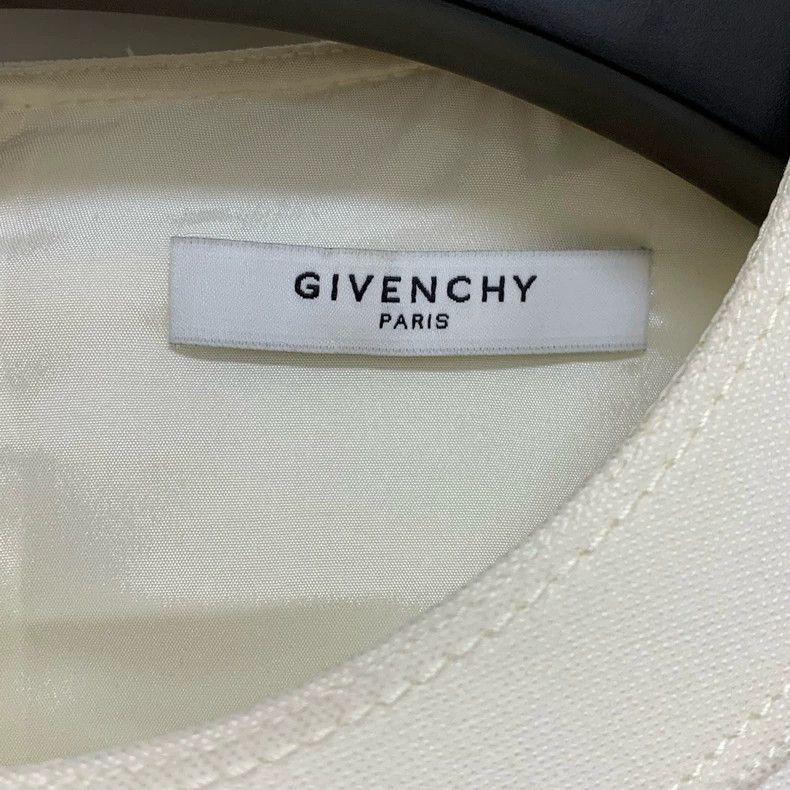 Givenchy Givenchy Classic design 2506-Nextarrow Size ONE SIZE - 4 Thumbnail