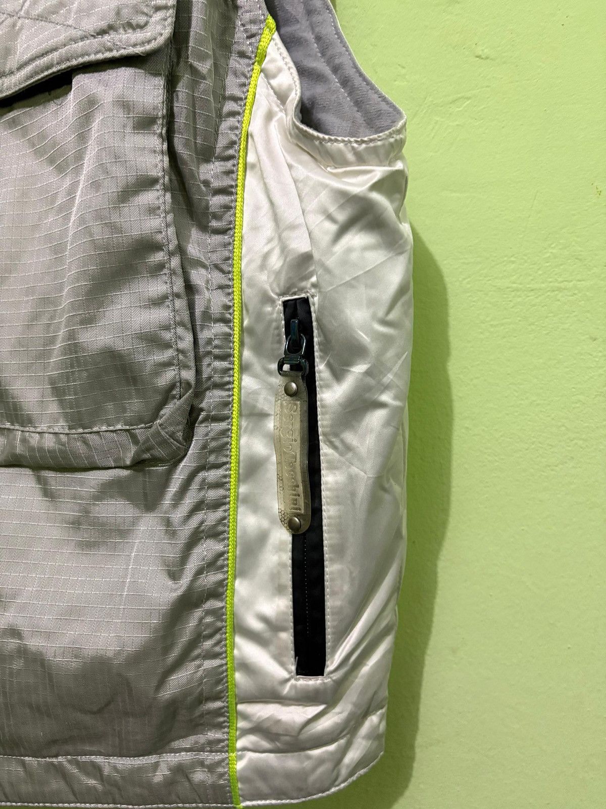 Sergio Tacchini Vintage Sergio Tacchini Roi Blanc Vest Big Logo Design Size US L / EU 52-54 / 3 - 10 Thumbnail