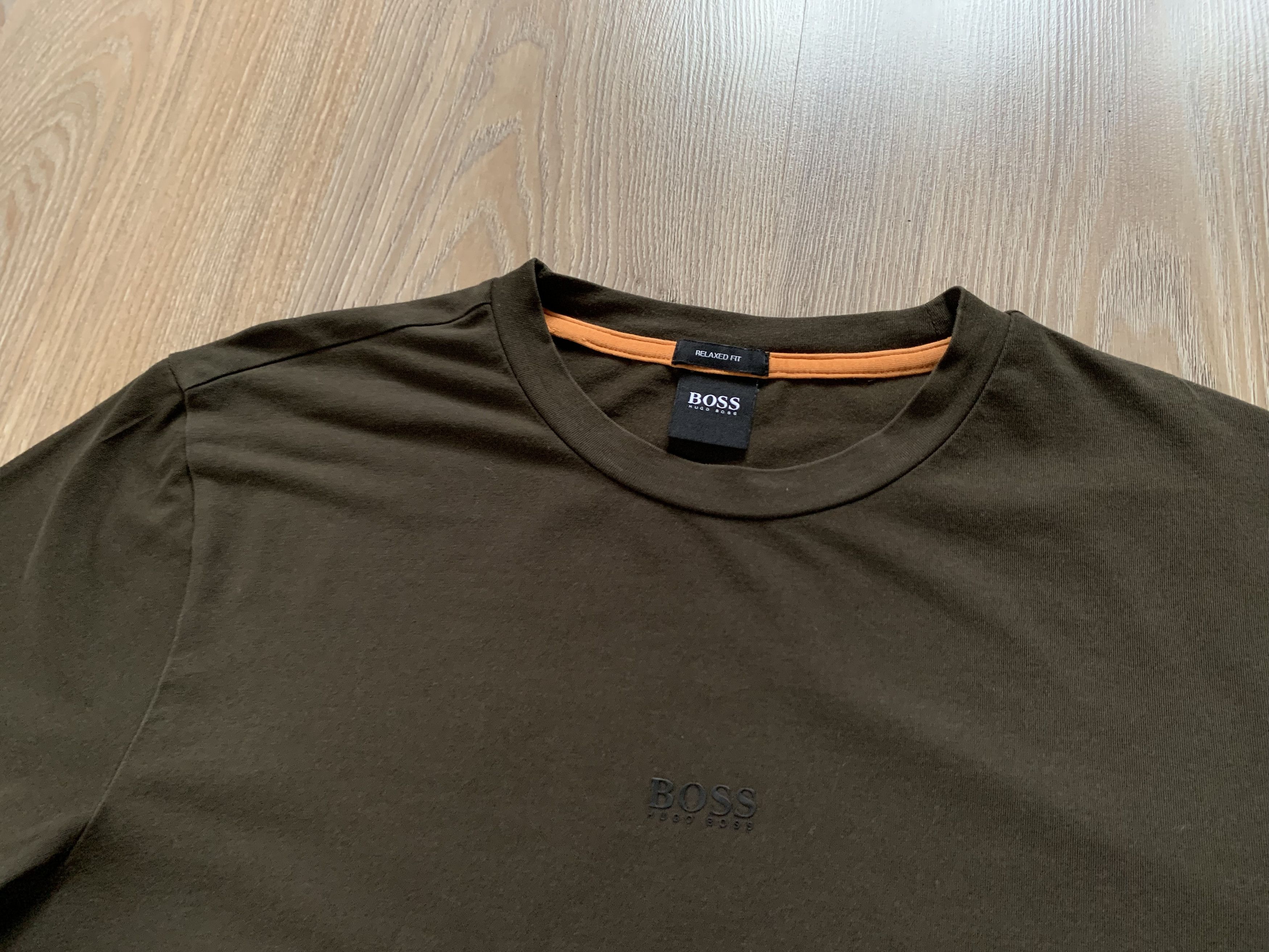 Hugo Boss Hugo Boss Basic Khaki T Shirt Size US XS / EU 42 / 0 - 4 Thumbnail