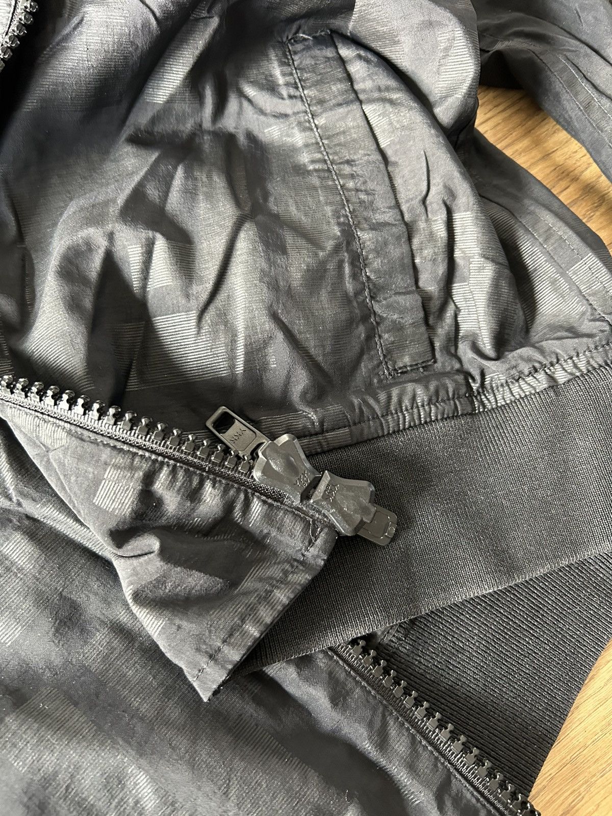 Fendi Fendi monogram nylon bomber jacket Size US S / EU 44-46 / 1 - 3 Thumbnail