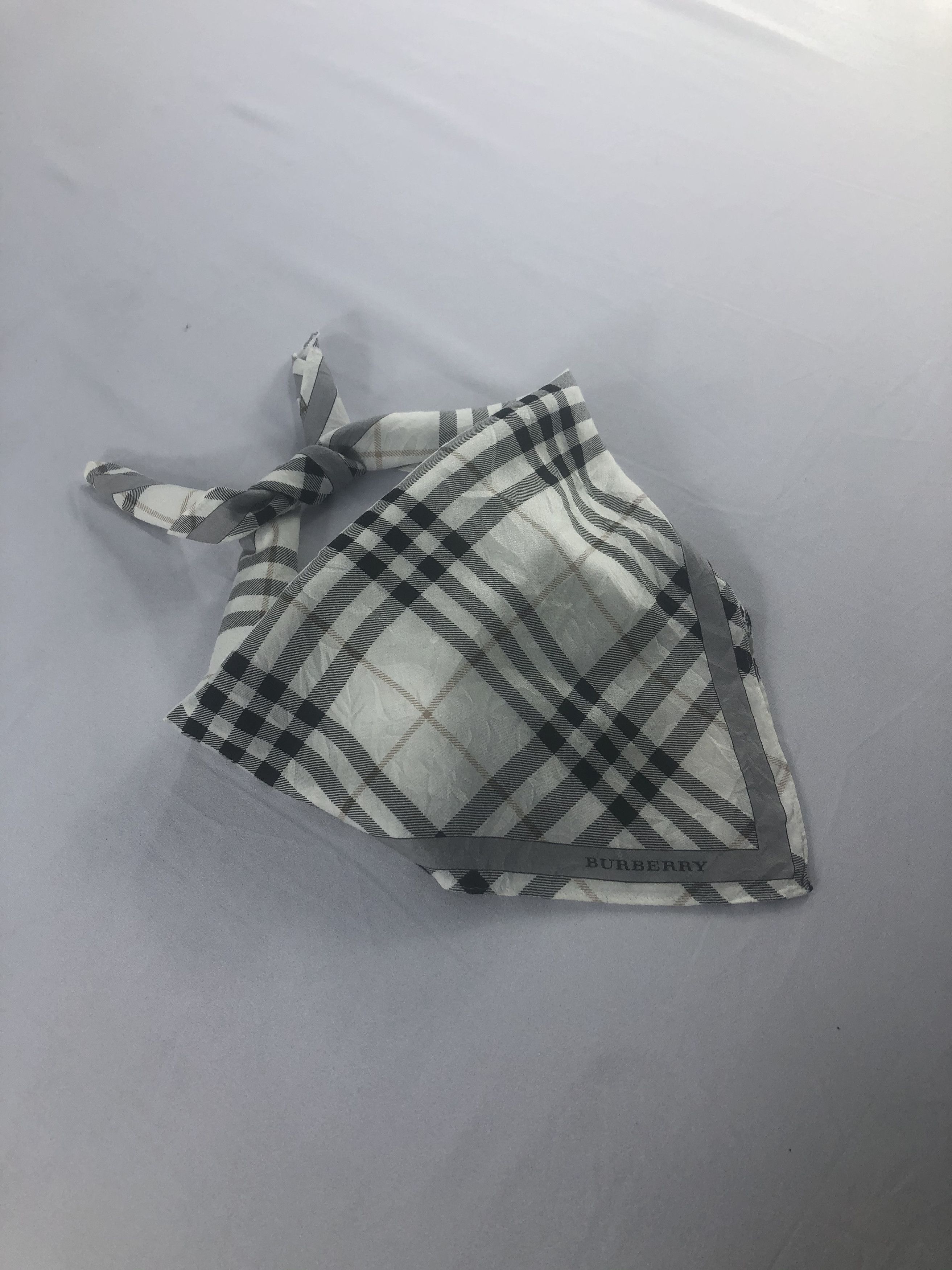 Burberry Burberry Handkerchief / Bandana / Neckerchief / Headband Size ONE SIZE - 2 Thumbnail