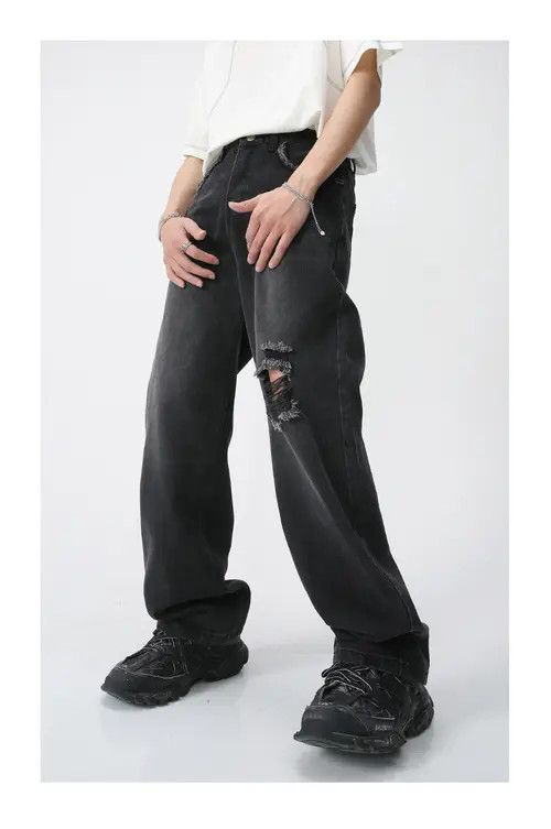 Other Men's straight-leg trendy ripped jeans Size US 32 / EU 48 - 2 Thumbnail