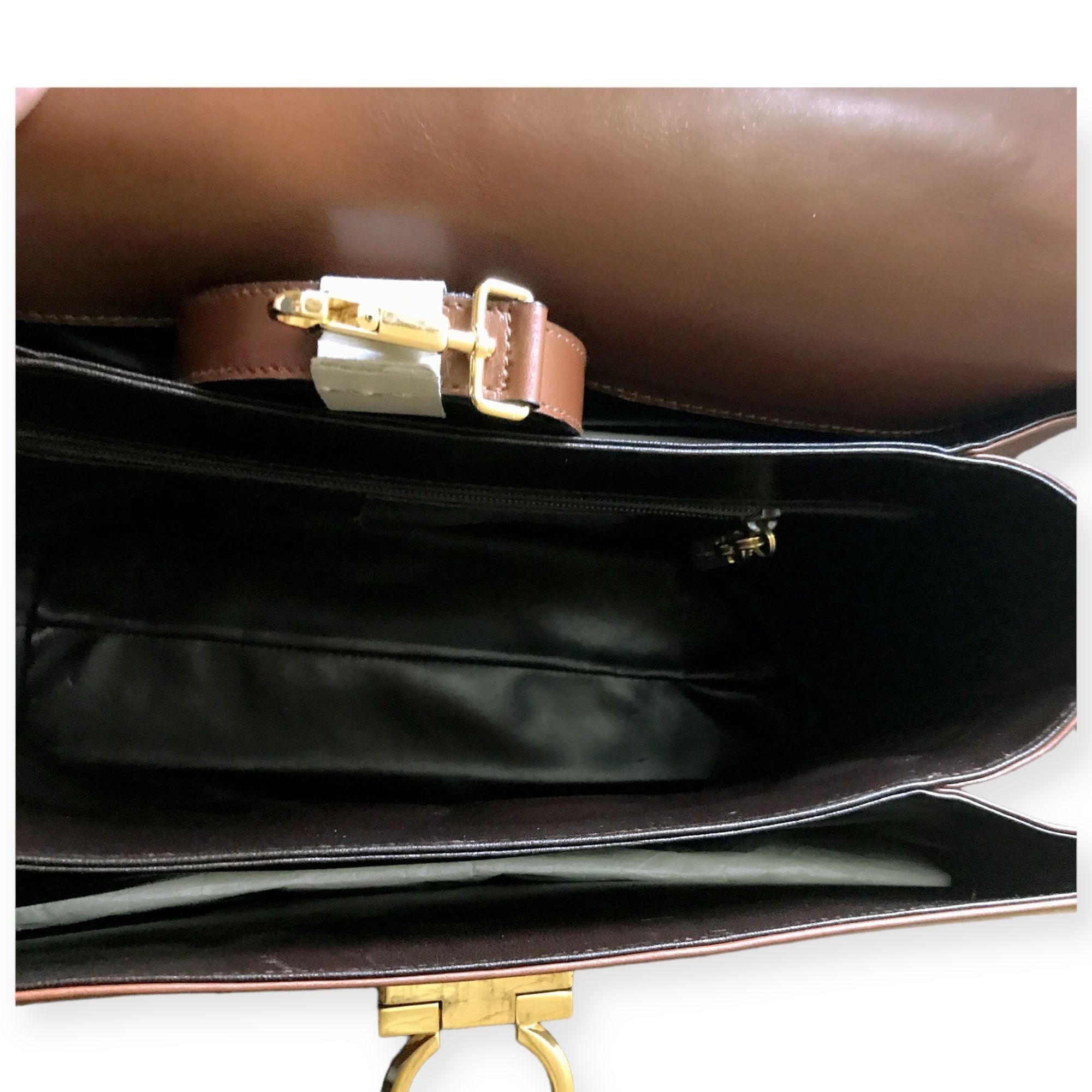Salvatore Ferragamo Vintage Salvatore Ferragamo Gancini 2 way top handle bag Size ONE SIZE - 8 Thumbnail