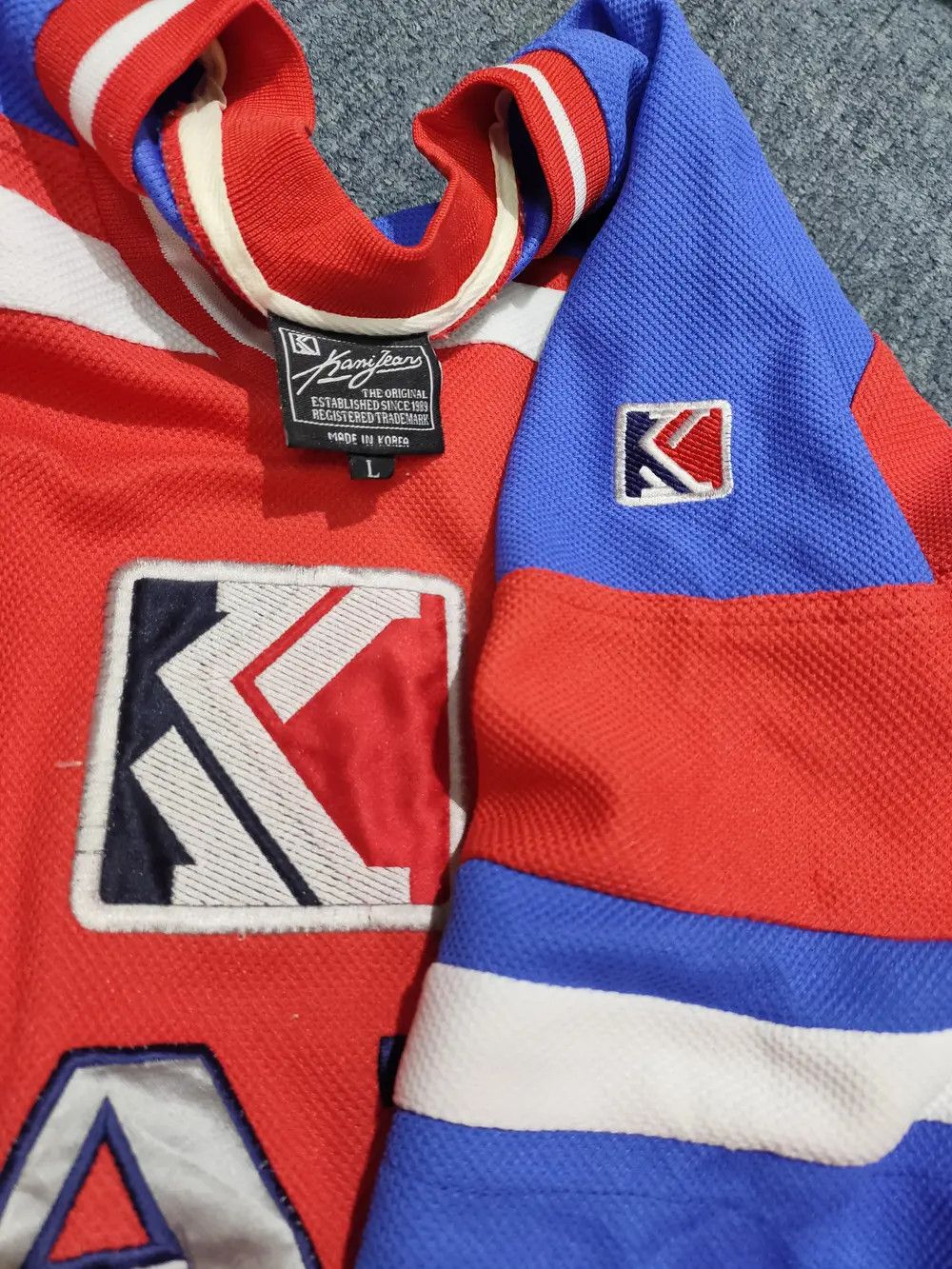 Karl Kani Karl Kani big logo embroidery polyester tshirt Size US L / EU 52-54 / 3 - 3 Thumbnail