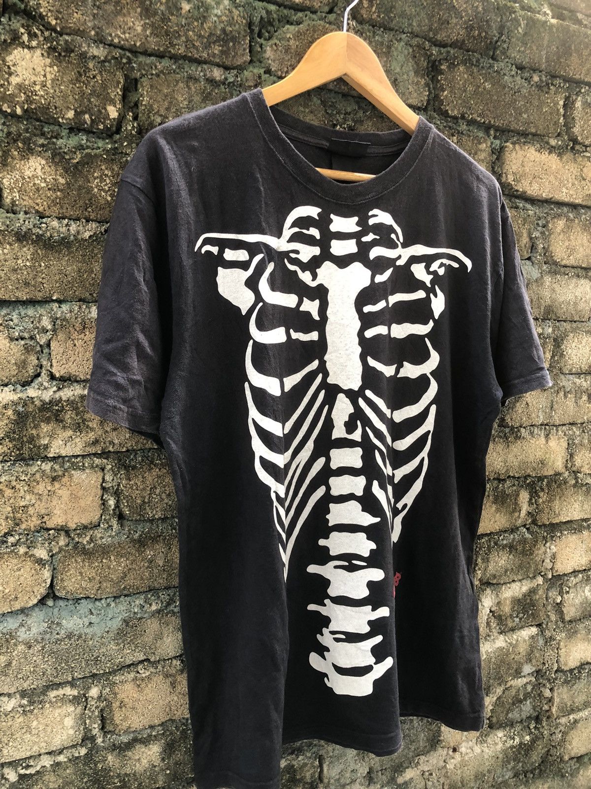 Band Tees × Nirvana × Vintage Vintage Y2K CBGB & OMFUG Home Of Underground Rock Skeleton Size US L / EU 52-54 / 3 - 4 Thumbnail