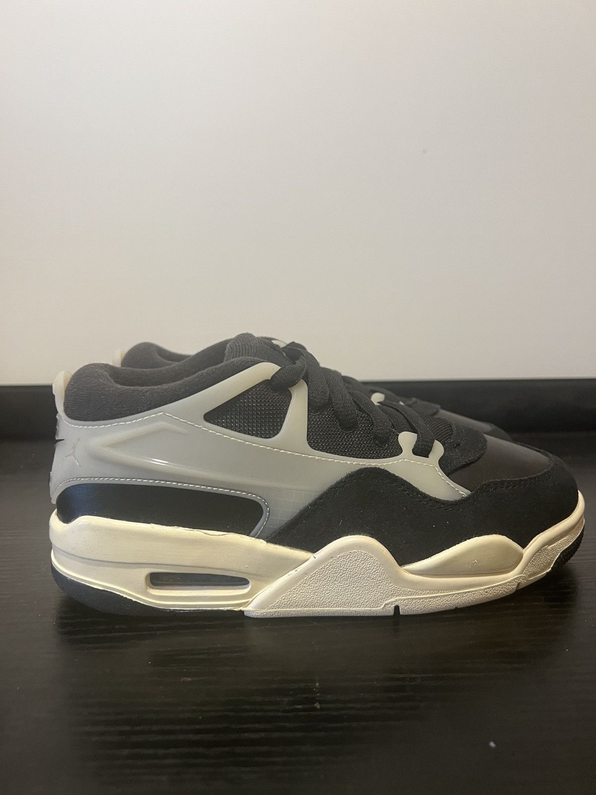 Jordan Brand SIZE 6 W0MAN - Jordan 4 RM Black Sail Brand New No Box Size US 6 / IT 36 - 3 Thumbnail