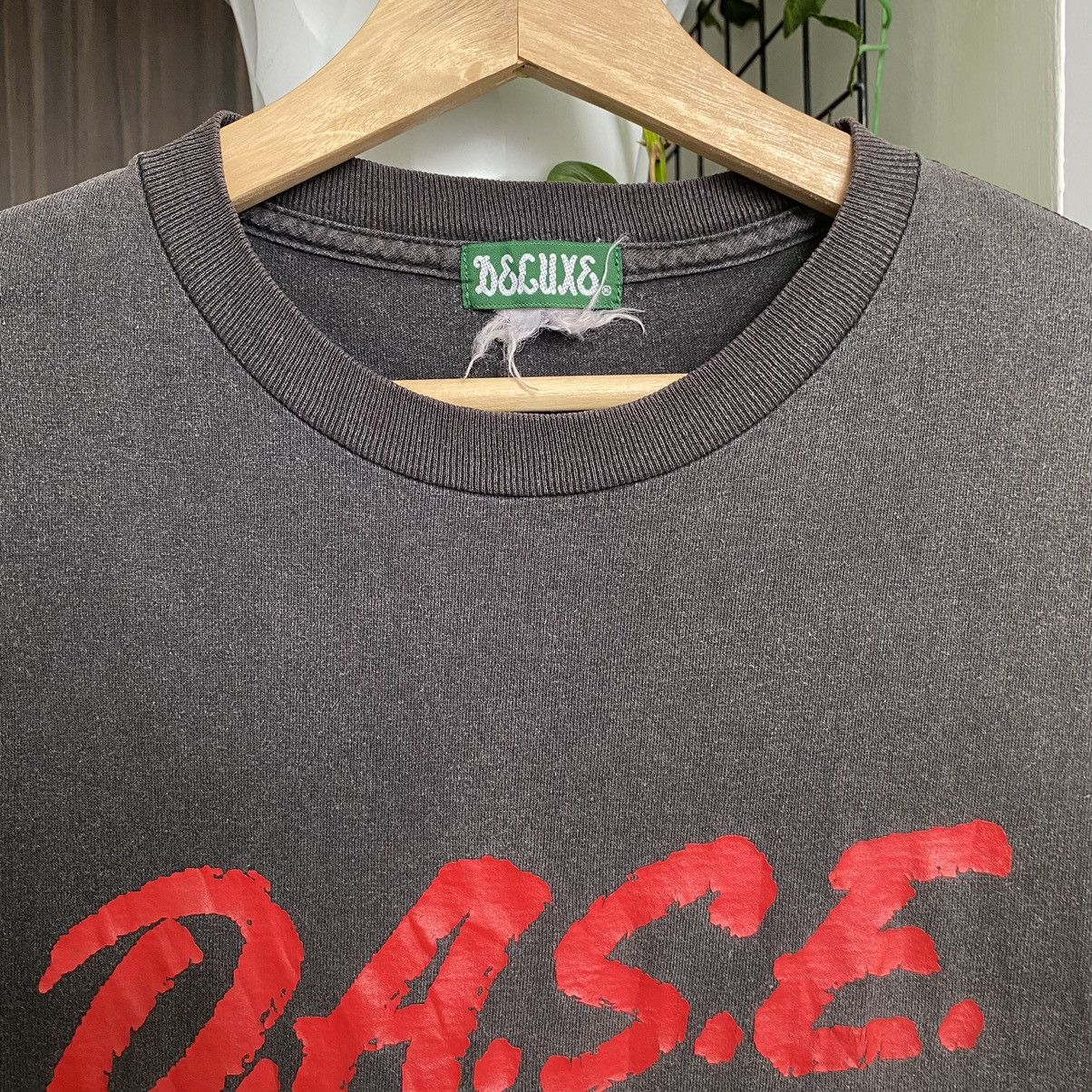 DELUXE Thrashed Faded Vintage Y2K Deluxe Wording ERD GRUNGE TEE Size US M / EU 48-50 / 2 - 3 Thumbnail