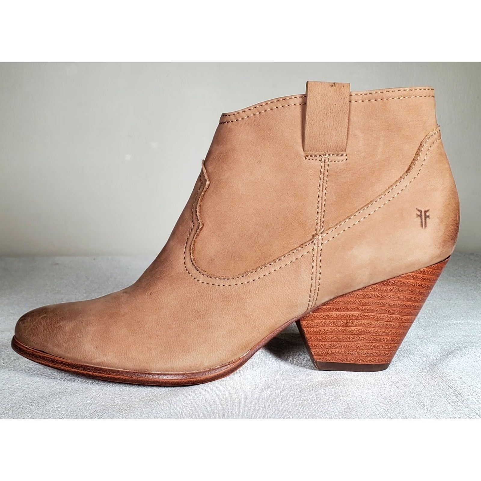 Frye Frye Rory Ankle Boots Beige Leather Womens Bootie US 9 Size US 9 / IT 39 - 4 Thumbnail