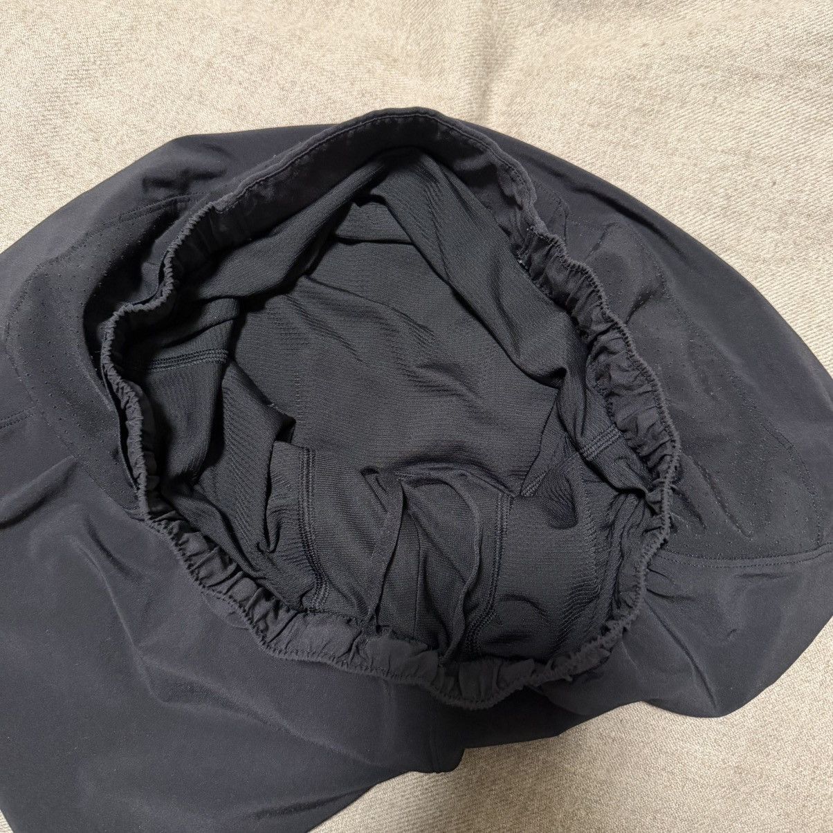 Lululemon Lululemon x Barry’s 4” Surge (milemaker) short Size US 30 / EU 46 - 4 Thumbnail