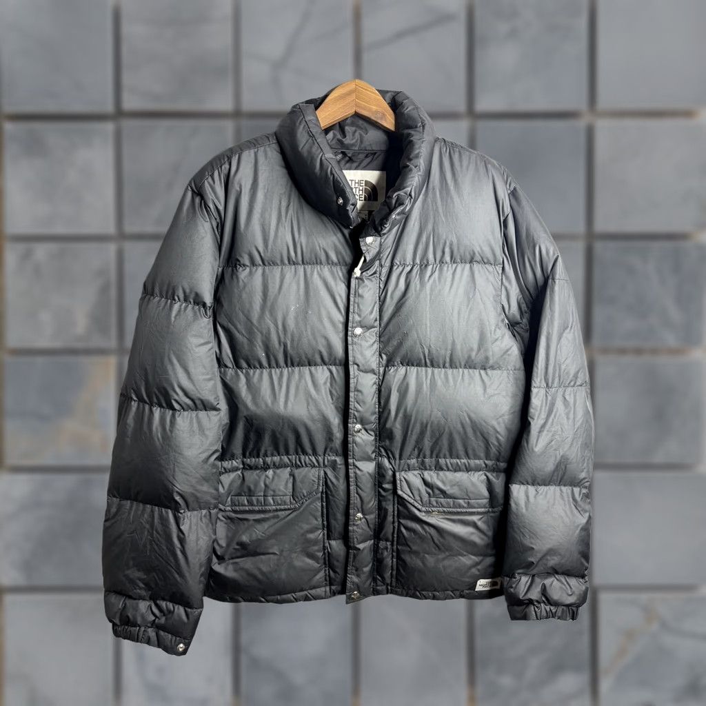 The North Face The North Face Jacket Mens M Gray Down Puffer Quilted Full Zip Snap Winter Size US M / EU 48-50 / 2 - 1 Thumbnail