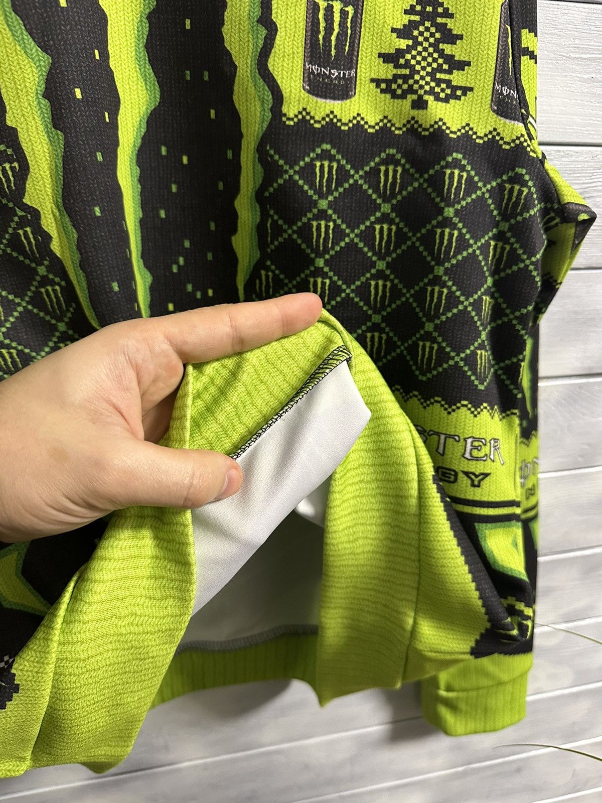 Other Rare Christmas Monster Energy Moto Racing Long-Sveeve Size US S / EU 44-46 / 1 - 11 Thumbnail