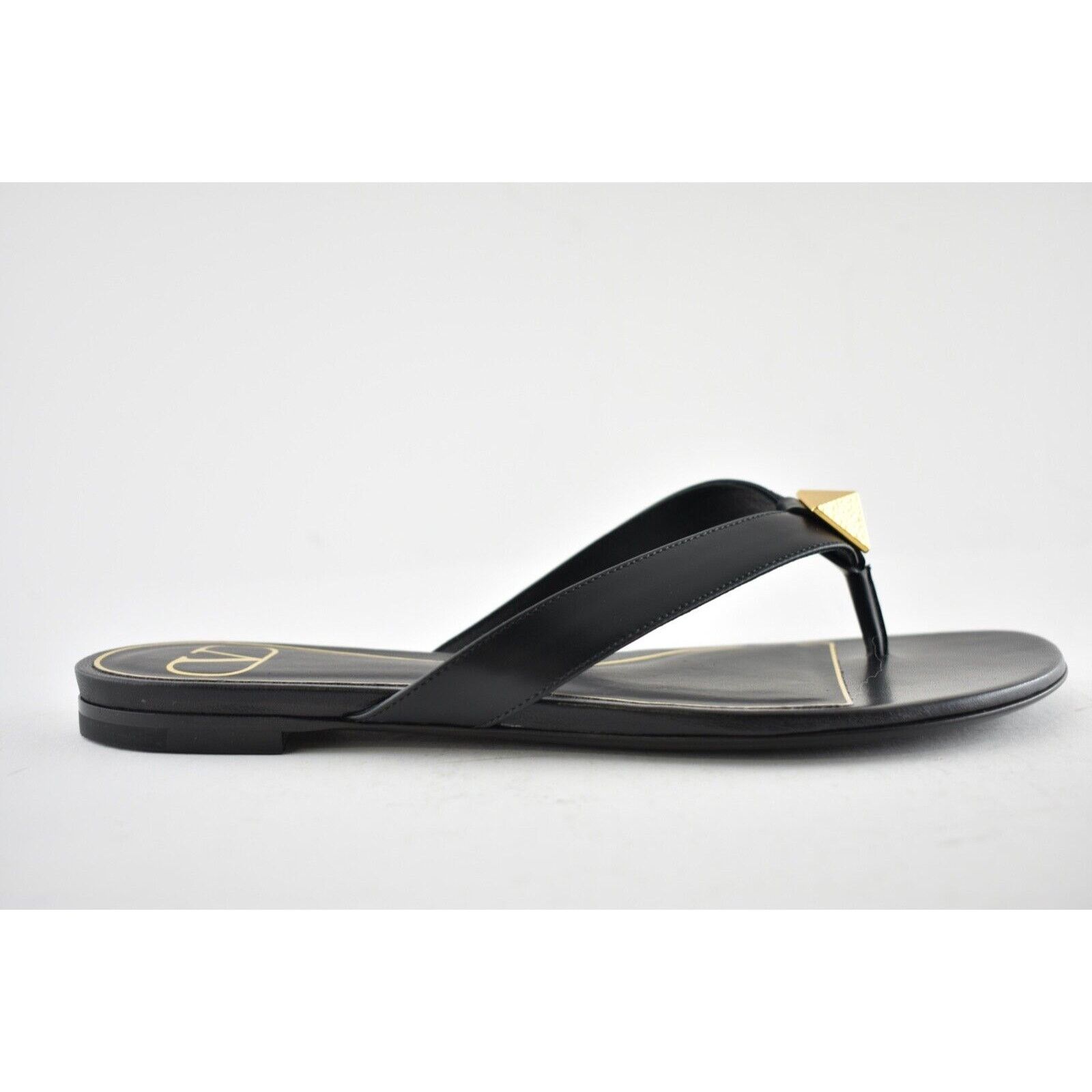 Valentino Valentino Rockstud Roman Stud Black Gold Leather Thong Size US 5.5 / IT 35.5 - 2 Thumbnail