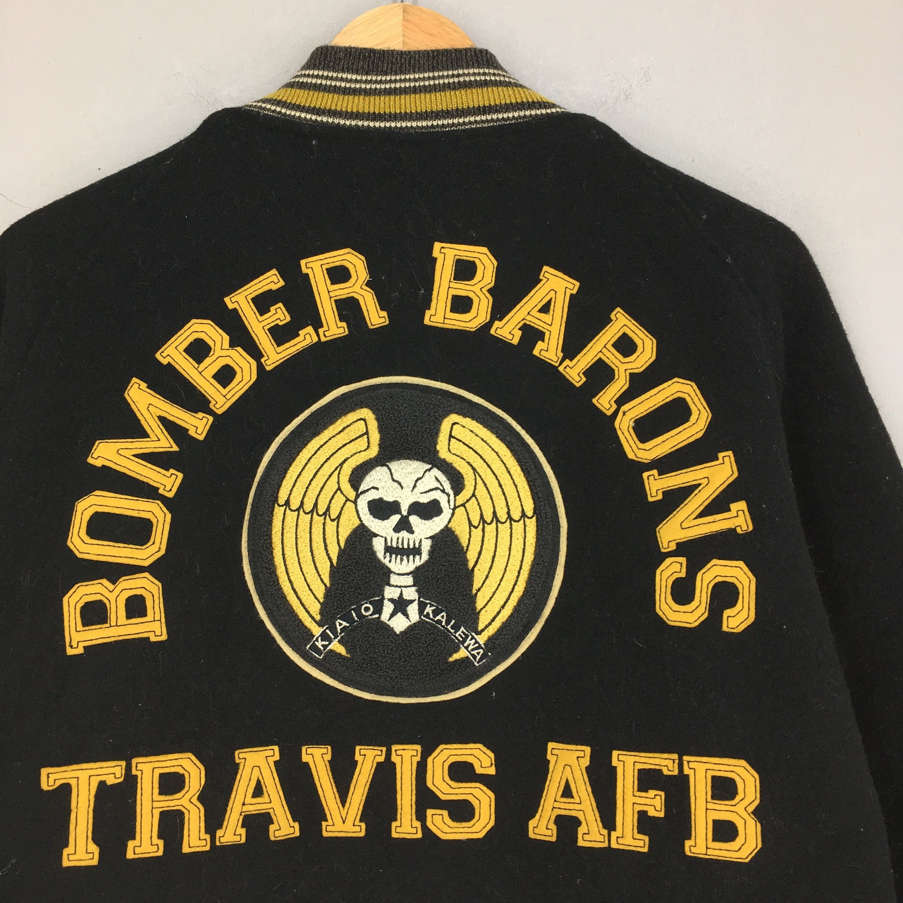 Buzz Rickson's Vintage Buzz Rickson Bomber Barons Travis AFB Jacket Medium Size US M / EU 48-50 / 2 - 8 Thumbnail