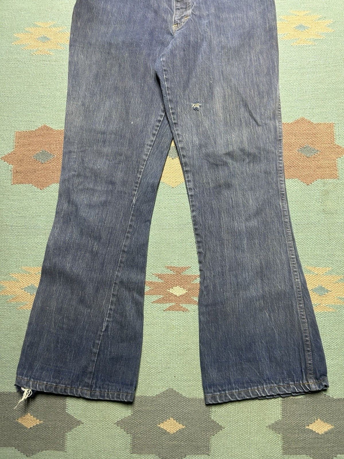 Vintage 70s bell bottom jeans flare leg twist cotton distress 32x31 Size US 32 / EU 48 - 3 Thumbnail
