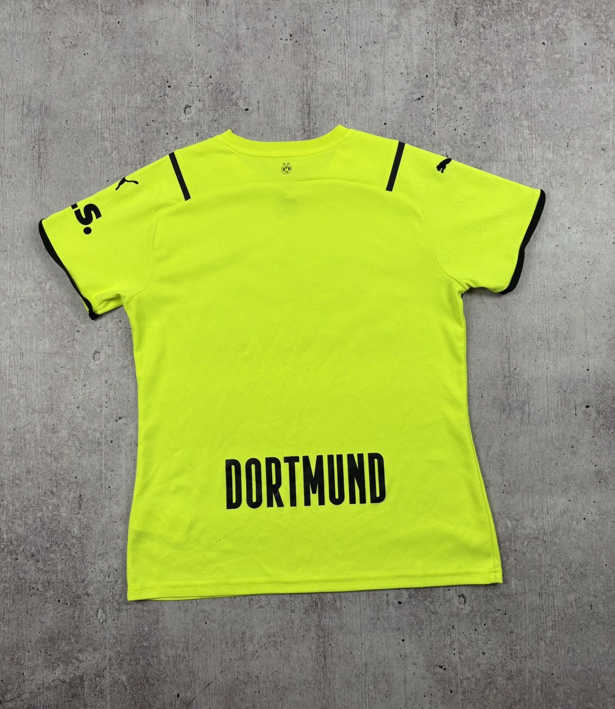Puma Puma Borussia Dortmund woman soccer jersey size M Size US M / EU 48-50 / 2 - 3 Thumbnail