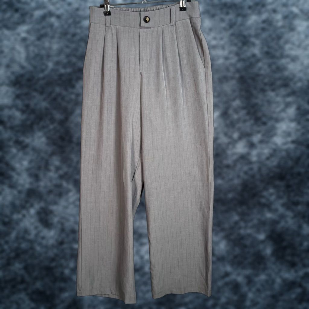 Vintage Tullea Womens Size Medium Gray Pleated Wide-Leg Pants Size 32" / US 10 / IT 46 - 1 Thumbnail
