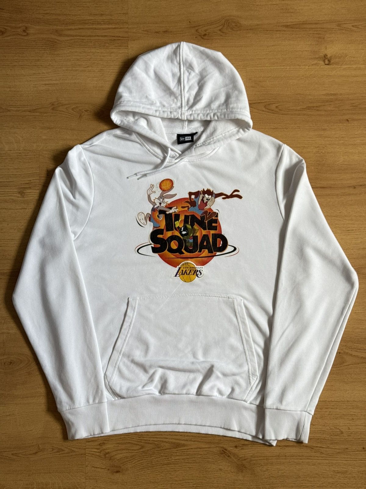 New Era Rare New Era NBA Lakers Space Jam Tune Squad Hoodie Size US L / EU 52-54 / 3 - 1 Thumbnail