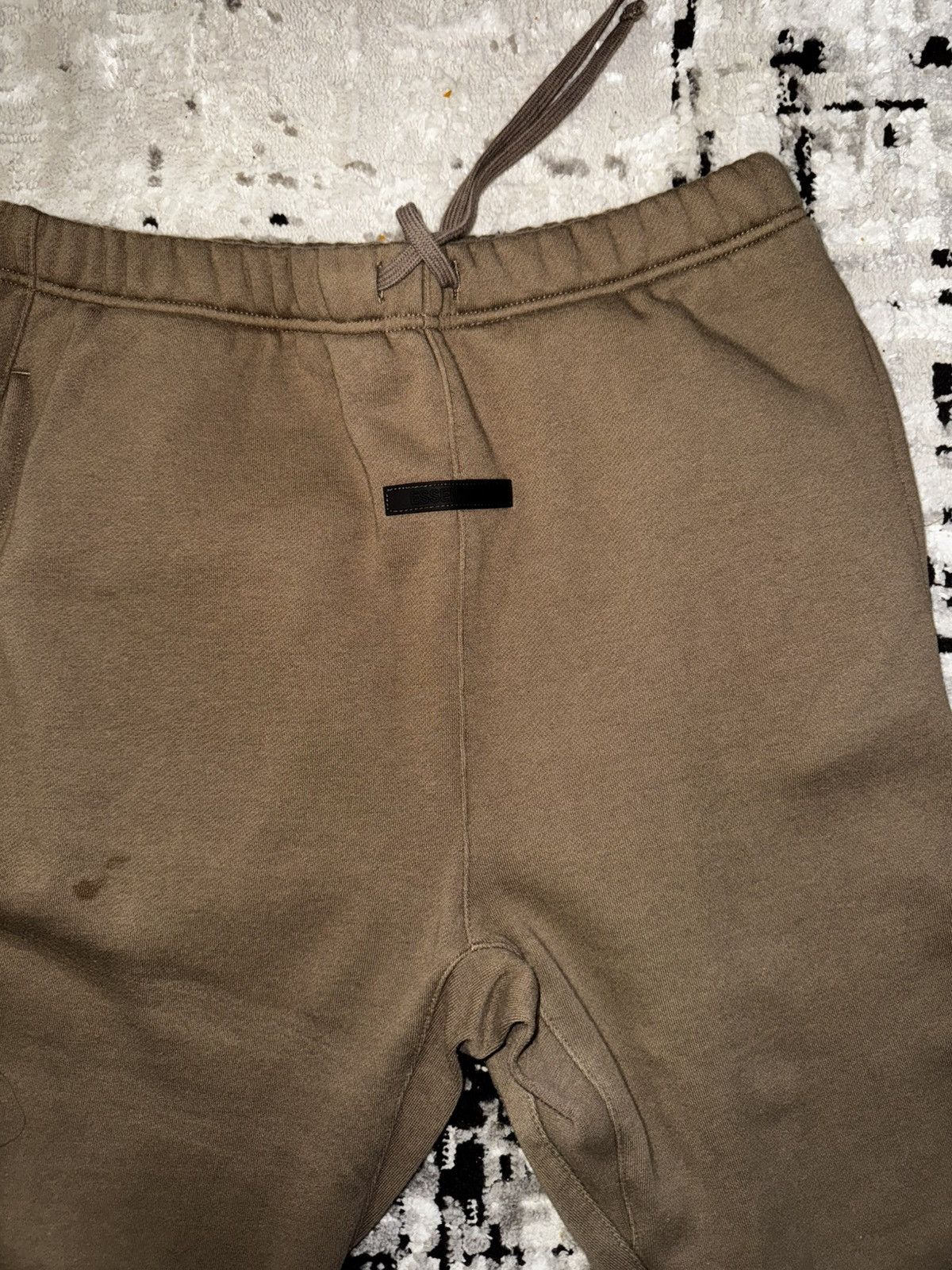 Fear of God Fear of God Essential Brown Sweatpants Size US 32 / EU 48 - 3 Thumbnail