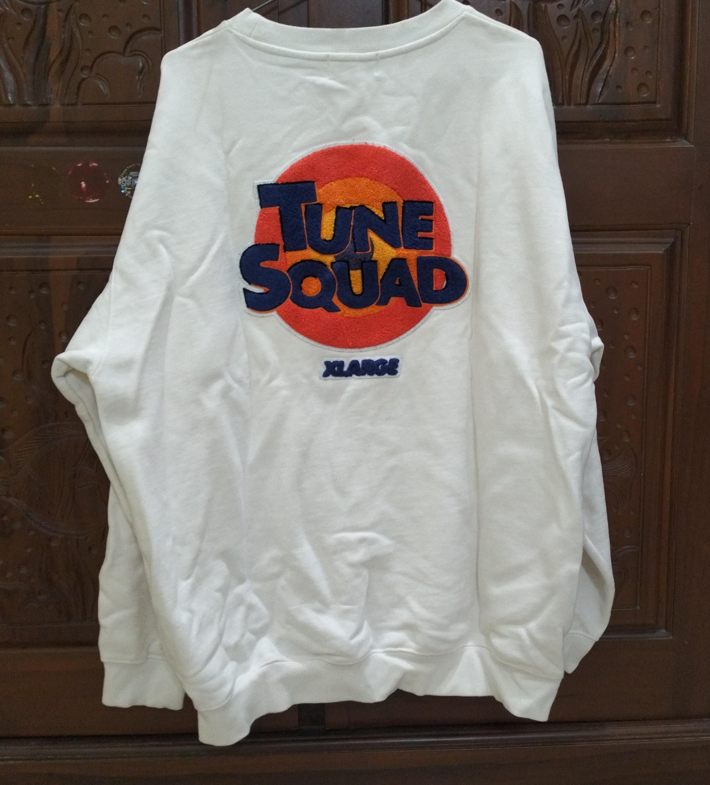 X-LARGE Crewneck Xlarge x Looney Tunes Size US L / EU 52-54 / 3 - 1 Thumbnail