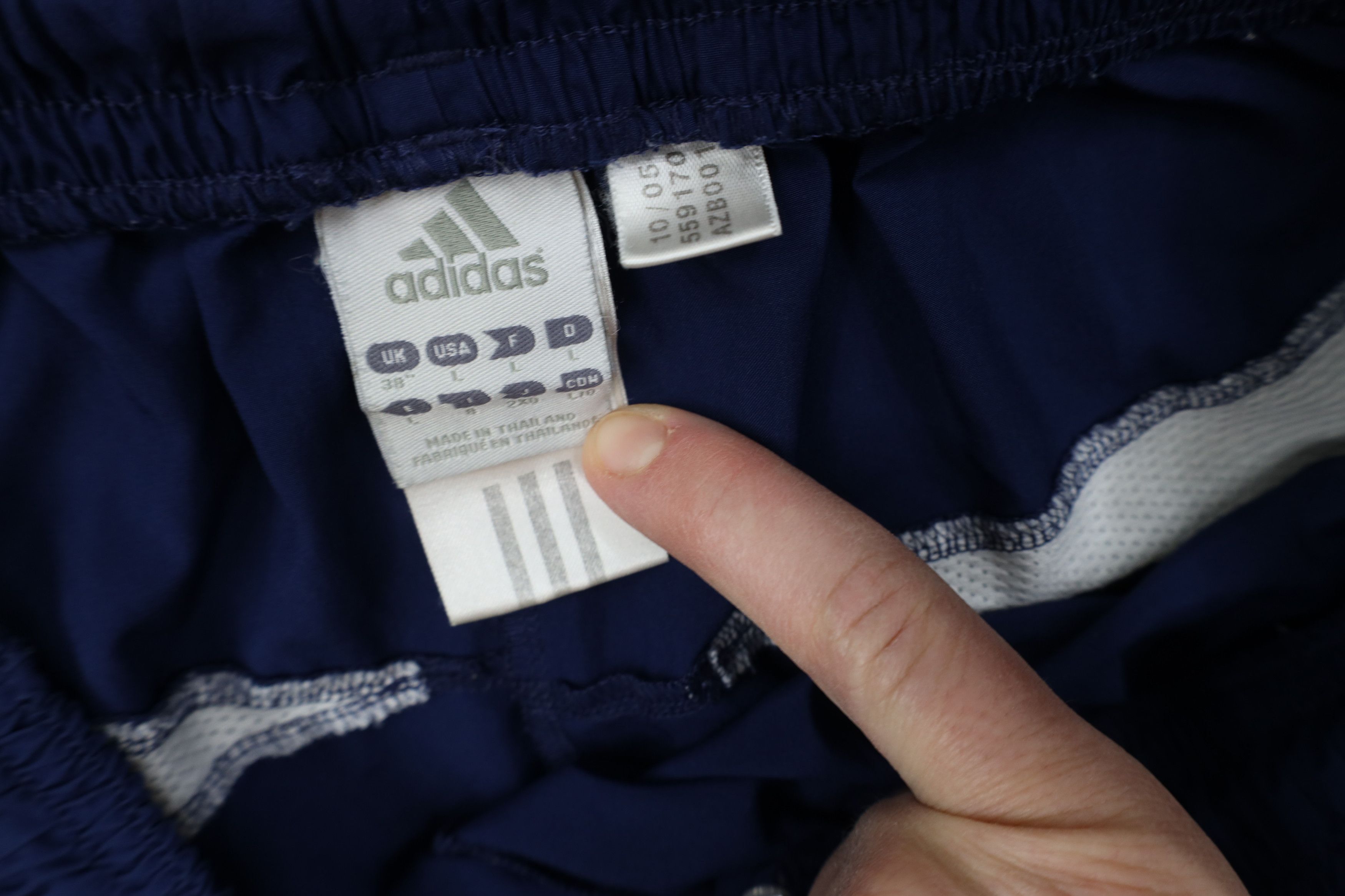 Adidas Vintage Y2K 2005 Adidas Running Jogging Soccer Shorts Blue Size US 34 / EU 50 - 9 Thumbnail