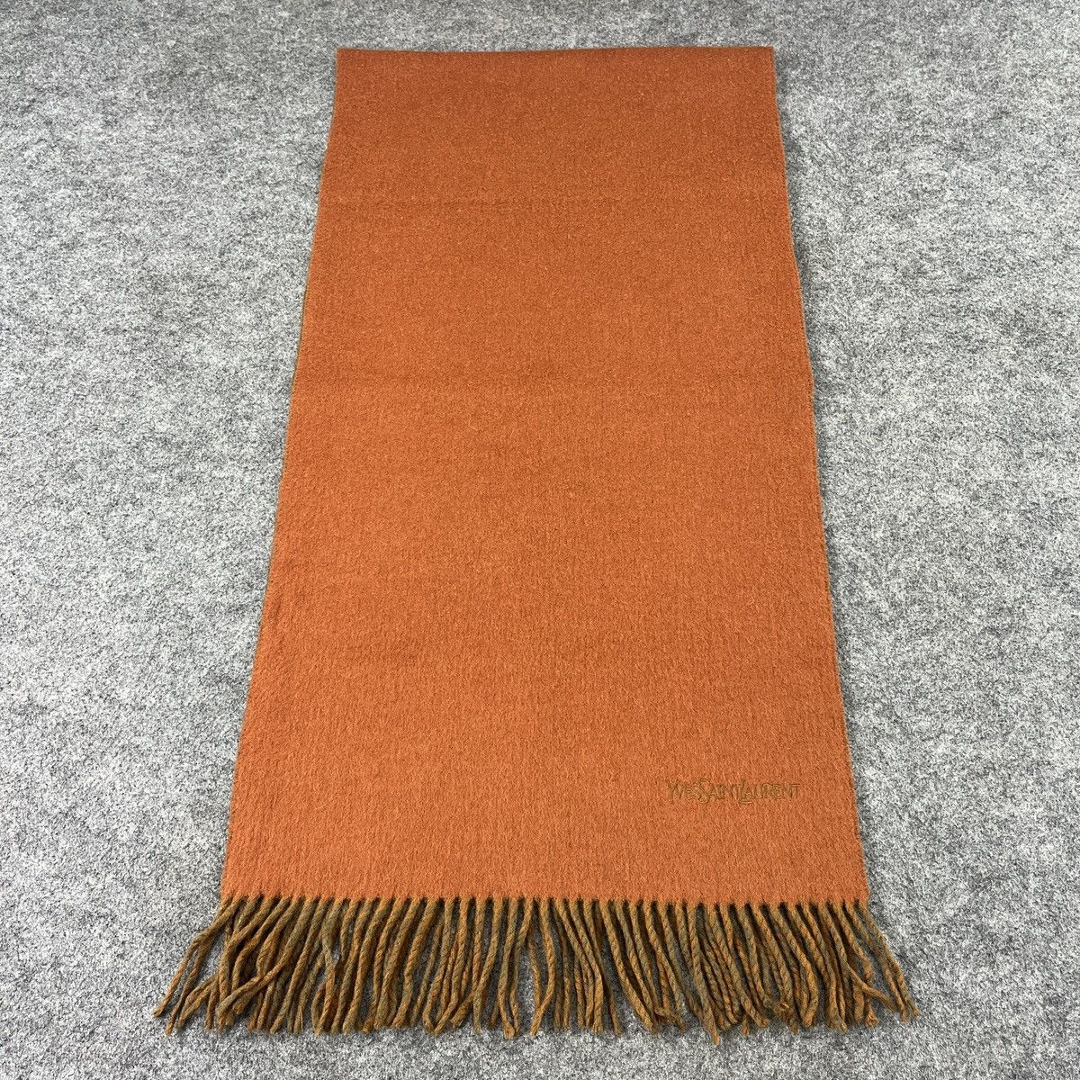 Vintage Vintage Yves Saint Laurent Scarf / Muffler / Neckwear K001 Size ONE SIZE - 1 Thumbnail