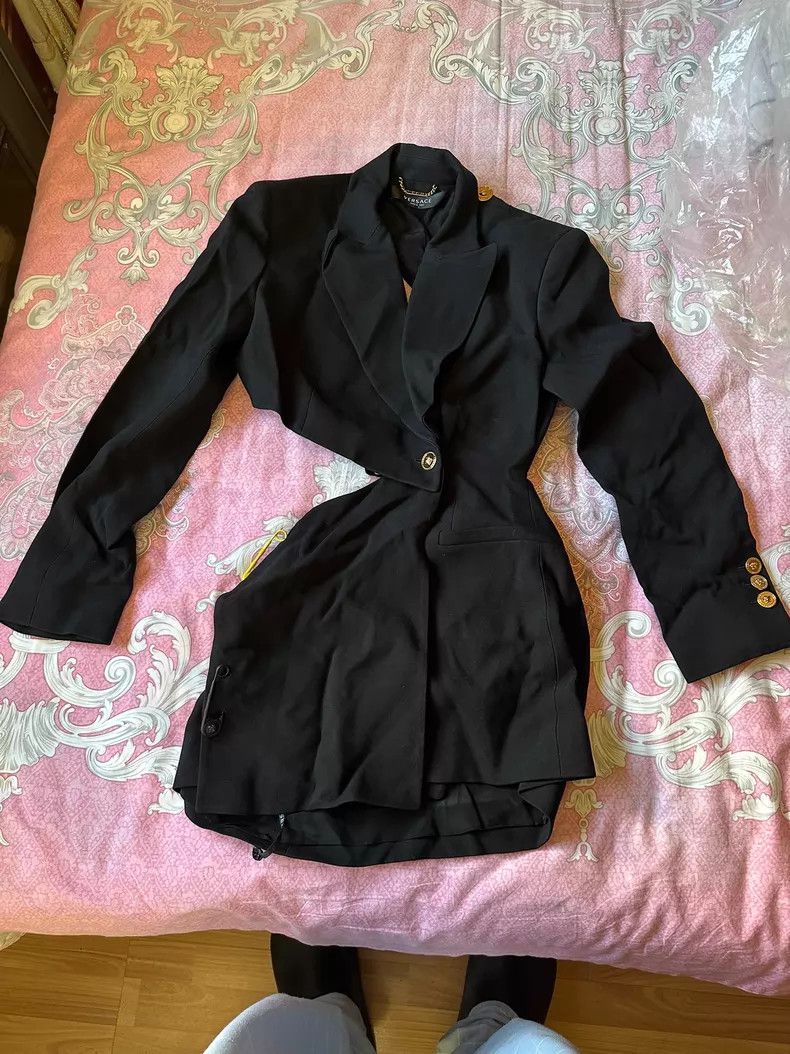 Versace Versace Women's openwork blazer with black buttons and gol Size L / US 10 / IT 46 - 1 Thumbnail