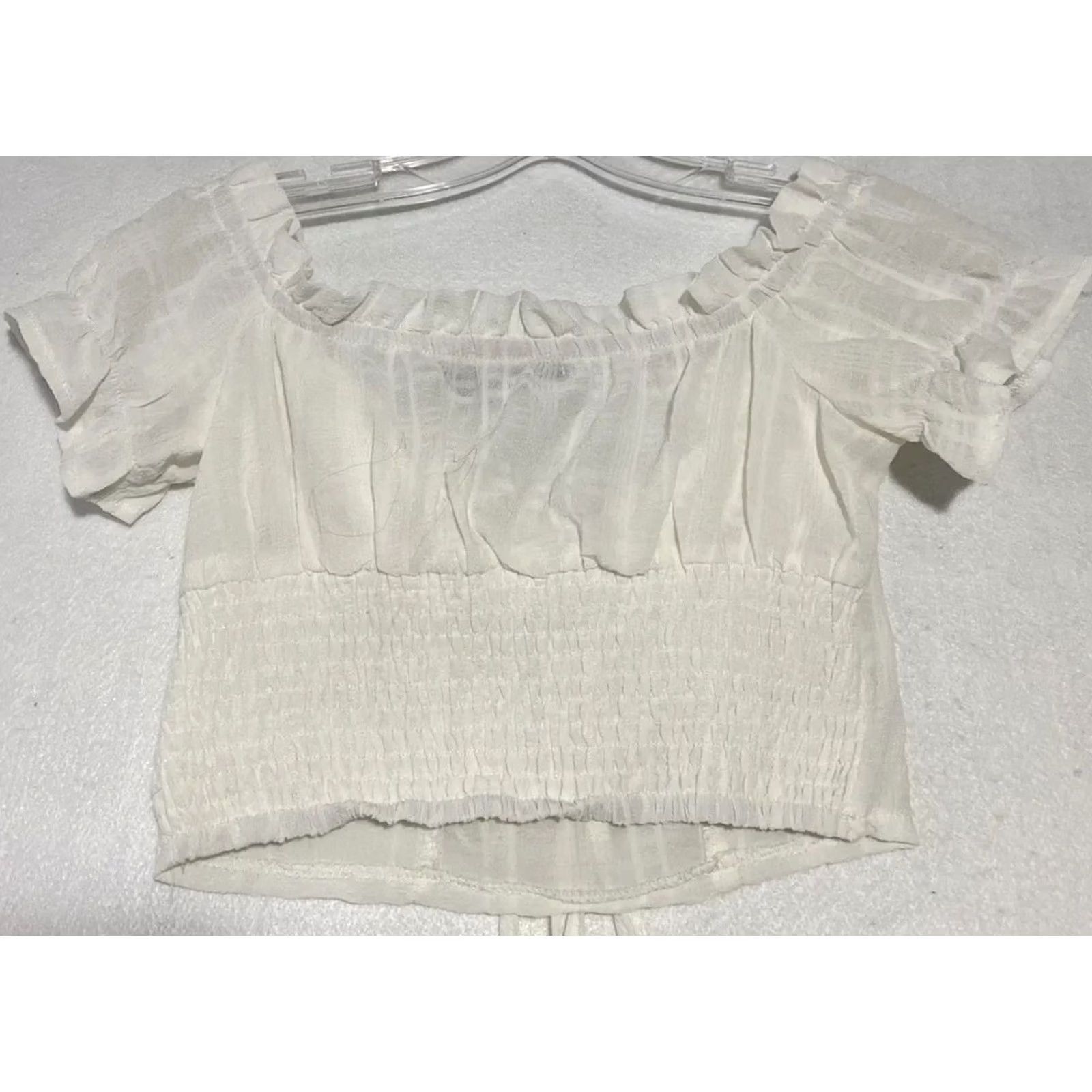 Vintage White Fox Shirt Women XS Short Sleeve Cropped Top Blouse White 26 51 Crop Top Casual Spring Summer Size XS / US 0-2 / IT 36-38 - 6 Thumbnail