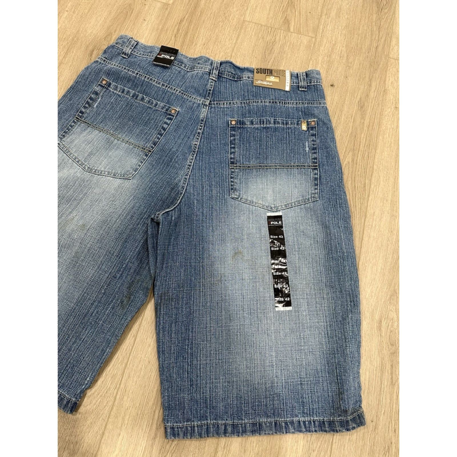 Southpole VINTAGE Southpole Jorts Men 42X16 Denim Shorts Baggy Loose Y2K 90s Grunge Hip Hop Blue 5-Pocket Relaxed Jeans Casual Summer Spring Fall Mens Size US 42 / EU 58 - 6 Thumbnail