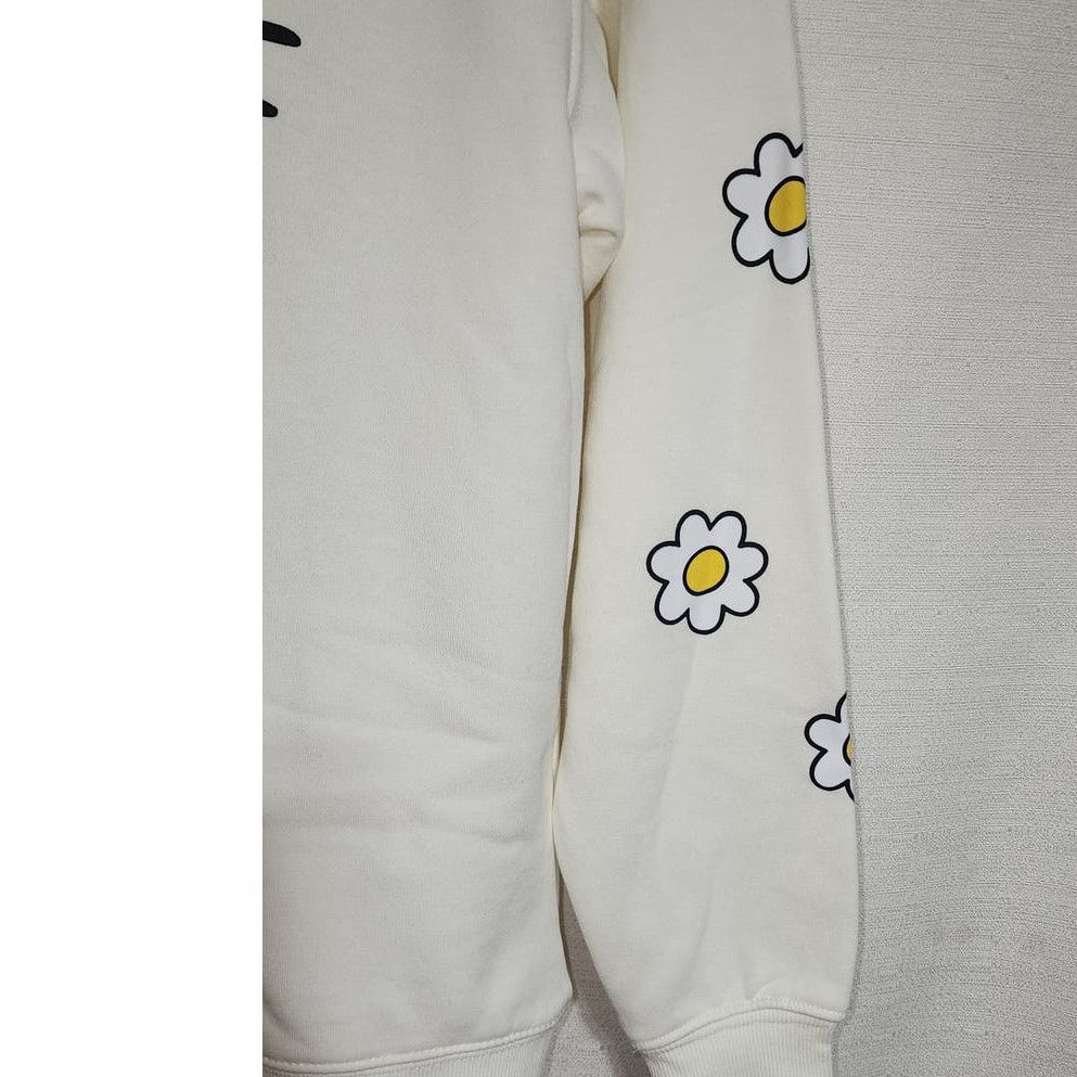 Other hello kitty and flower sweatshirt women medium Size M / US 6-8 / IT 42-44 - 3 Thumbnail