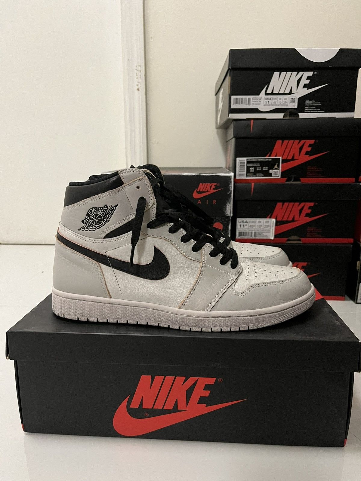 Jordan Brand × Nike Air Jordan 1 high og defiant sb Paris to nyc Size US 11 / EU 44 - 1 Thumbnail