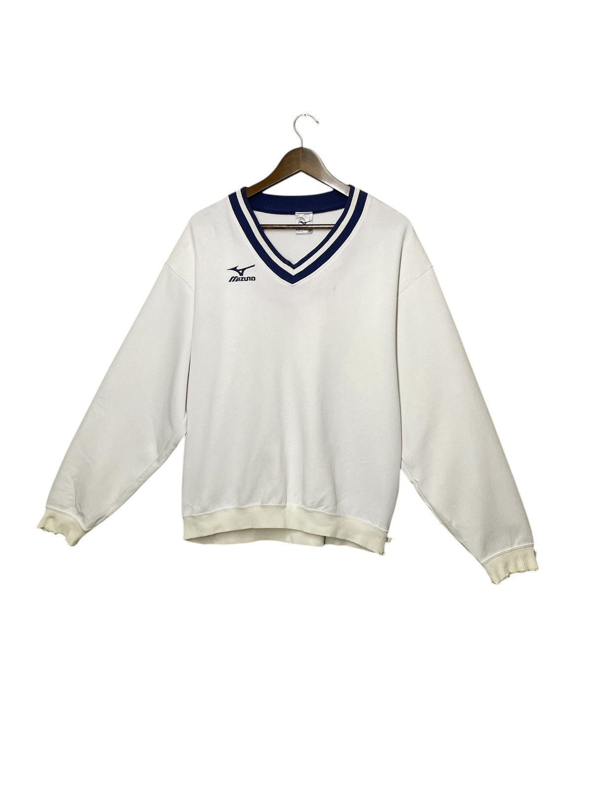 Mizuno Vintage Mizuno Mini Logo White V Neck Sweatshirt Size US M / EU 48-50 / 2 - 1 Thumbnail