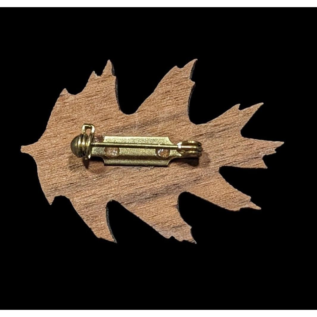Other Vintage Brown Wood Maple Leaf Shaped Brooch Size ONE SIZE - 2 Thumbnail