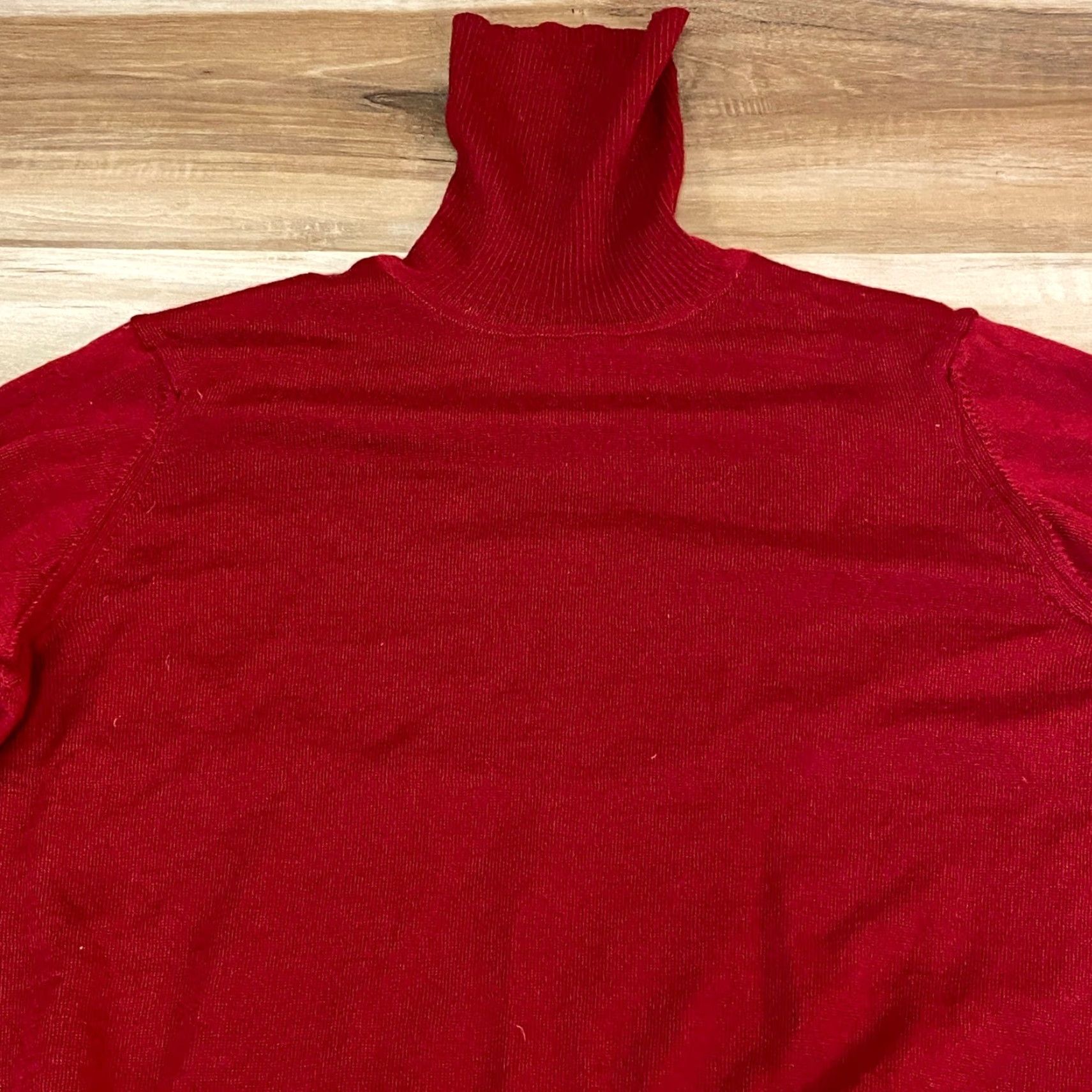 Bloomingdale's VINTAGE Bloomingdale's Turtleneck Sweater Mens M Red 100% Wool Knit Pullover Long Sleeve Woolen Ivy League Classic Fall Winter Men Size US M / EU 48-50 / 2 - 2 Thumbnail