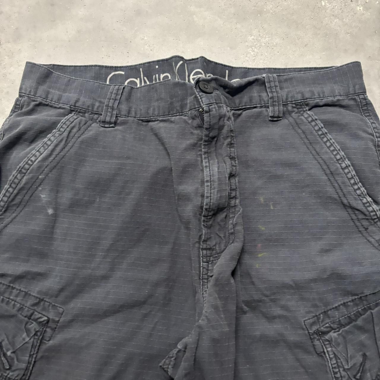 Calvin Klein × Vintage Crazy Vintage Y2K/2000s Baggy Faded Black Calvin Klein Skater Cargo Shorts! Size US 36 / EU 52 - 2 Thumbnail