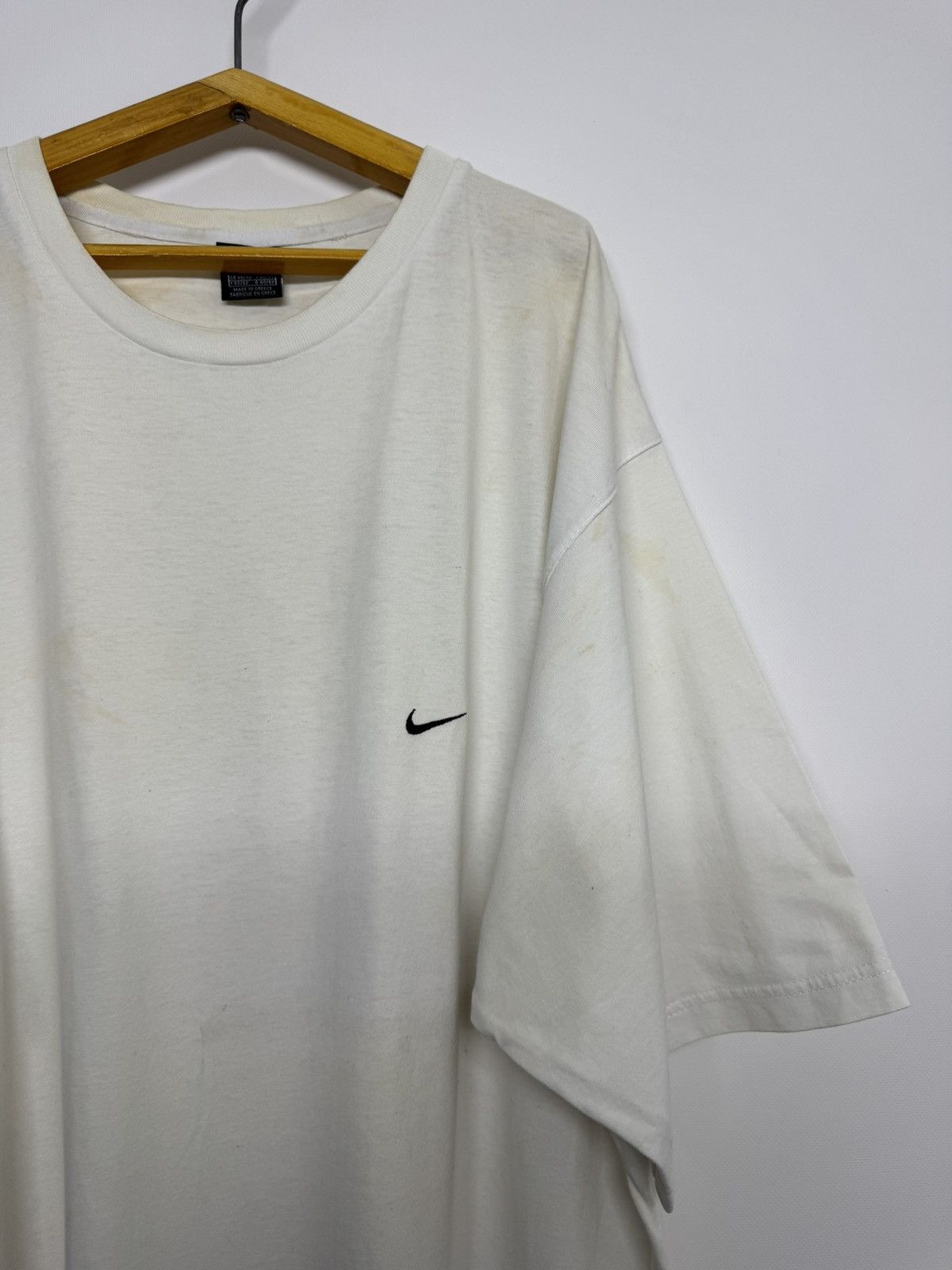 Nike Vintage Y2K Nike Small Swoosh Logo T Shirt 00’s Size US XXL / EU 58 / 5 - 2 Thumbnail