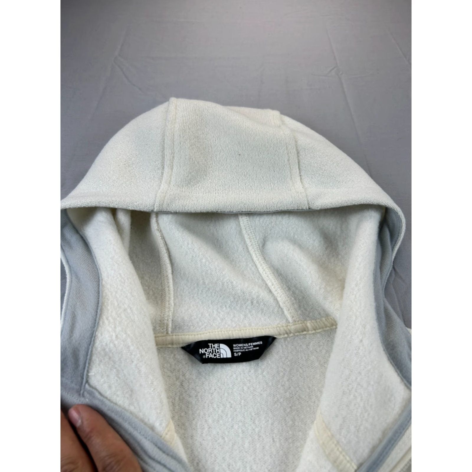 The North Face The North Face Fleece Jacket Hooded Full Zip Womens Small P Cream Outdoor Winter Fall Spring 3-1-1 Black? Size S / US 4 / IT 40 - 2 Thumbnail