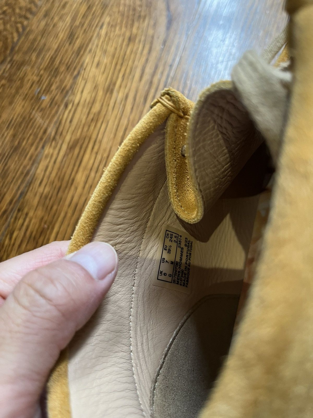 Clarks × Vandy The Pink Vandythepink Burger Clarks Wallabee Size US 7 / EU 40 - 6 Thumbnail