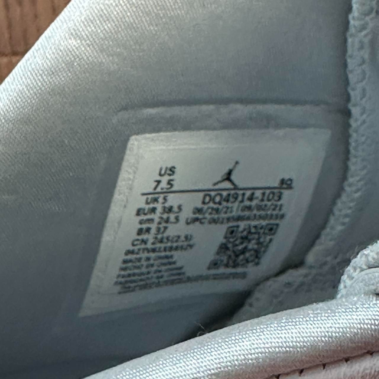 Mint Foam Jordan 6