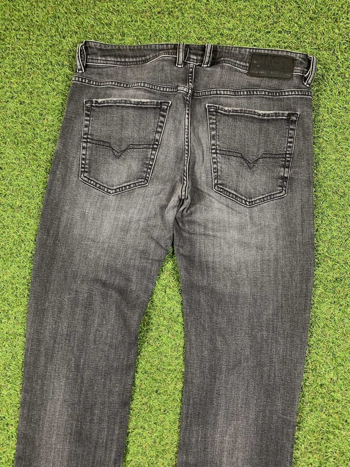 Diesel Vintage Diesel jeans gray denim y2k style size 33x34 Size US 33 - 4 Thumbnail