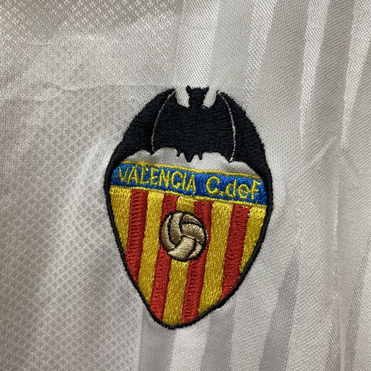 Vintage Vintage 97/98 VALENCIA CF La Liga Home Kit Luanvi Jersey Size US L / EU 52-54 / 3 - 9 Thumbnail