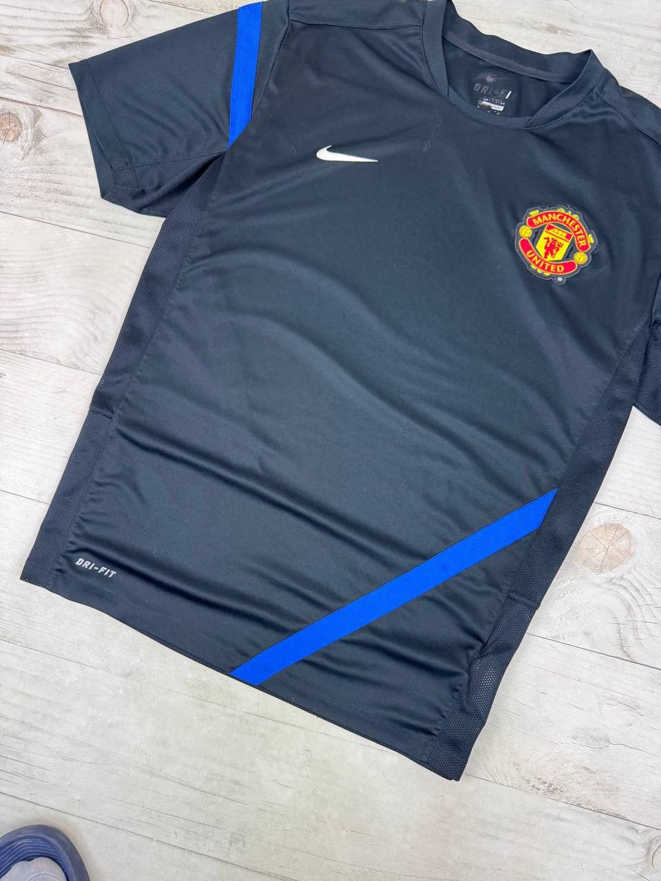 Nike Nike MANCHESTER UNITED 2012 2013 TRAINING SHIRT Jersey Size US XL / EU 56 / 4 - 3 Thumbnail