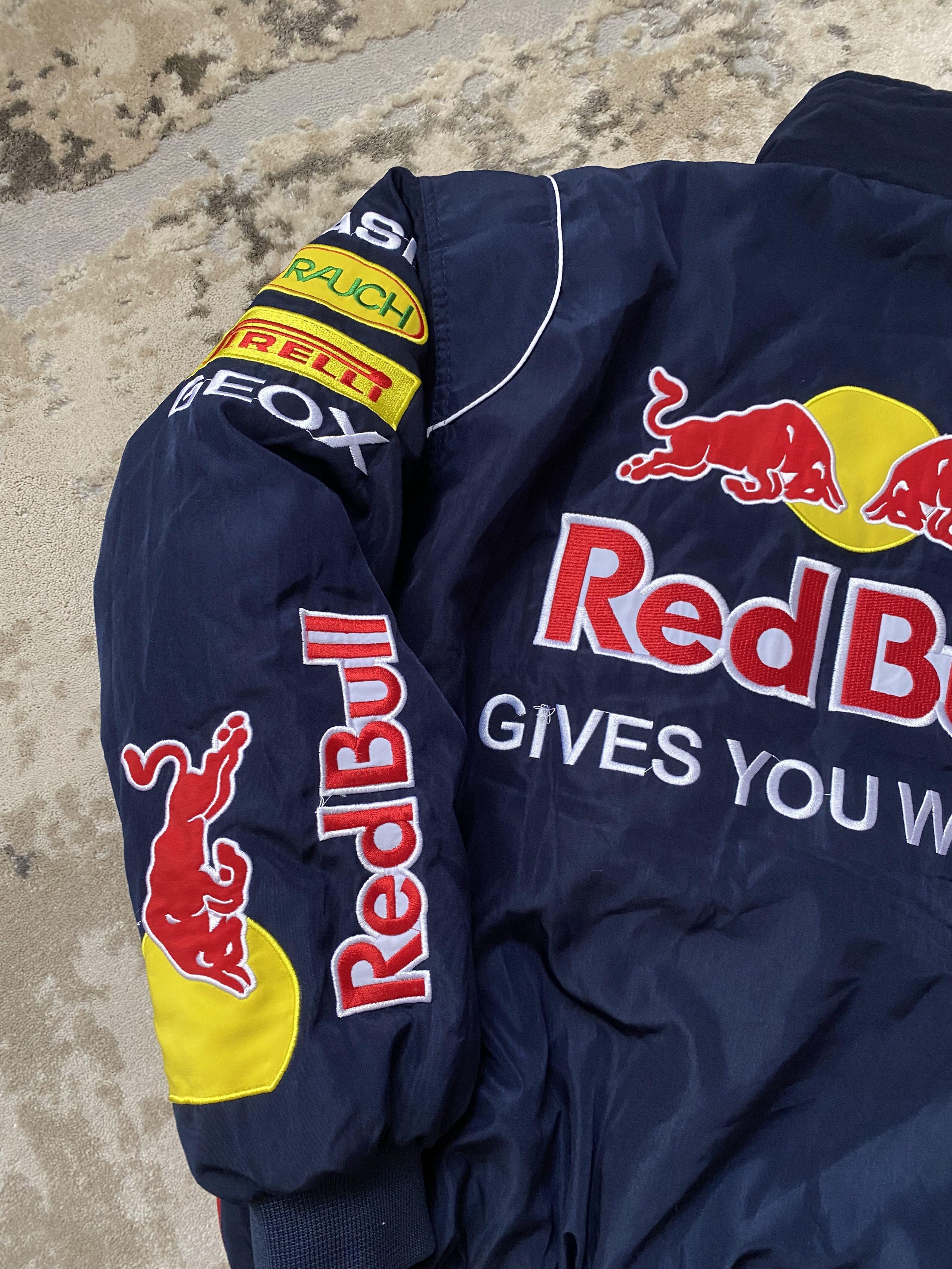 Formula 1 Vintage Red Bull Racing Team Formula One Racing Jacket Size US L / EU 52-54 / 3 - 7 Thumbnail