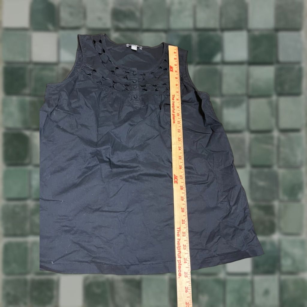 Apt. 9 APT. 9 Large Women's Black Sleeveless Blouse User: APT. 9 Large Women's Black Sleeveless Blouse Size L / US 10 / IT 46 - 1 Thumbnail